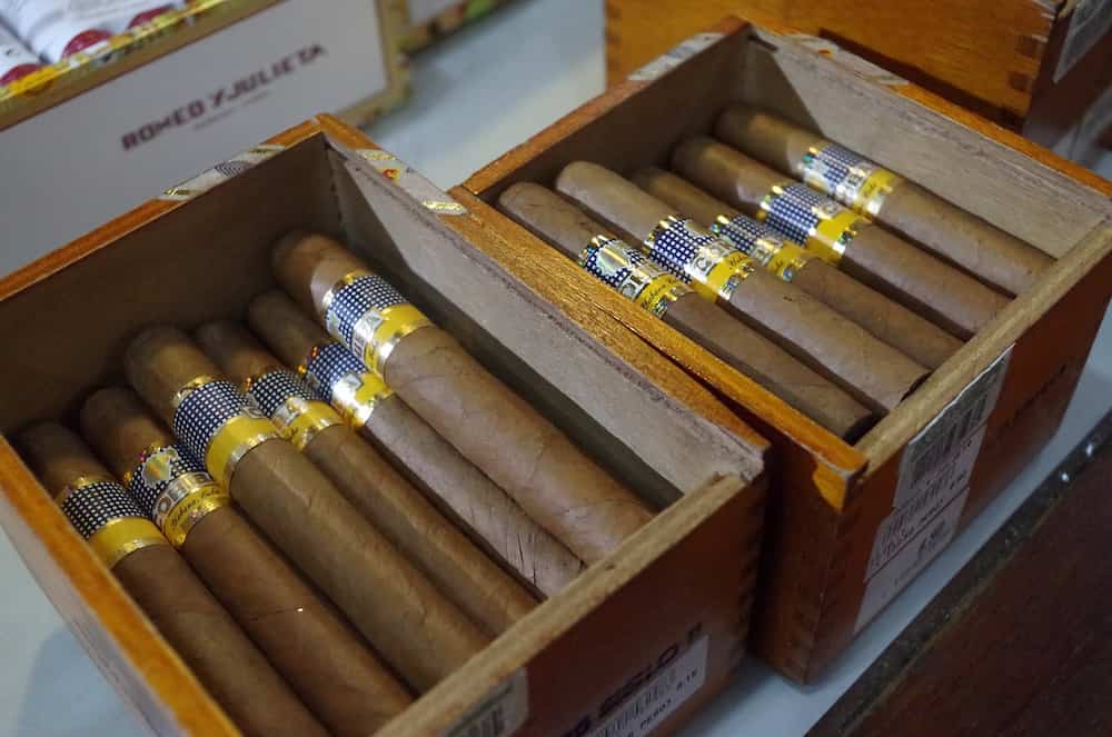 Como fumar un puro