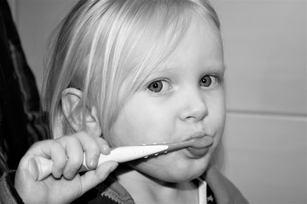 Como lavarse los dientes: la guía definitiva para hacerlo bien