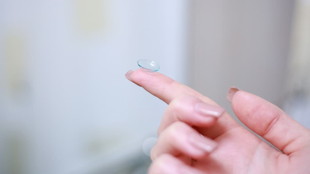 Como quitar lentillas