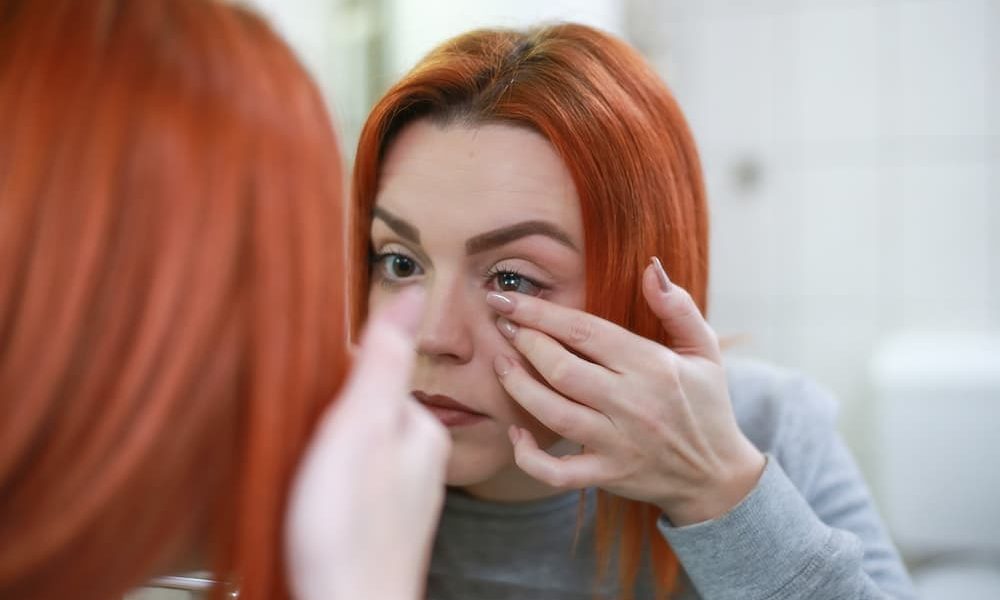 Como quitar lentillas