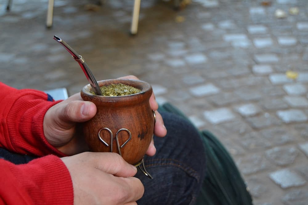 Como curar un mate de algarrobo