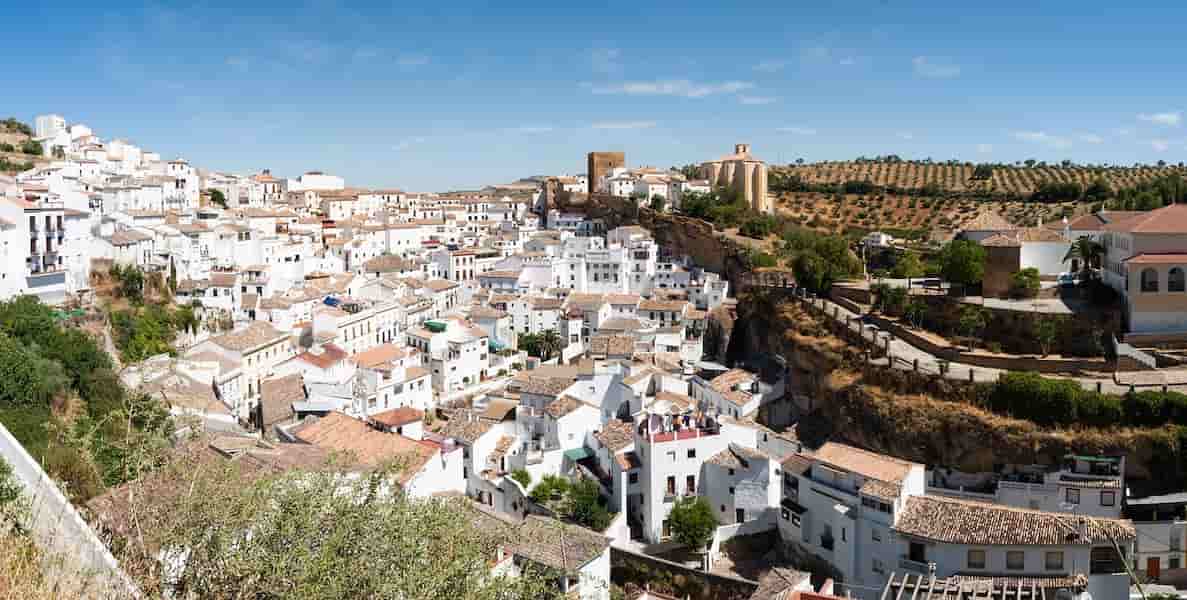 Donde aparcar en Setenil de las Bodegas